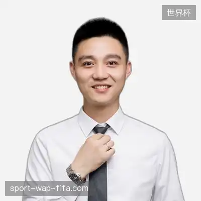 周敏语